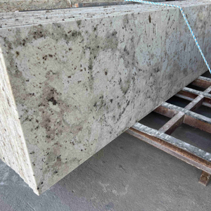 Giá rẻ nhiều lớp granit <span class=keywords><strong>Countertop</strong></span> đôi ogee cạnh Trắng <span class=keywords><strong>Granite</strong></span> tấm cho nhà bếp đảo truy cập hàng đầu - Product Image 4