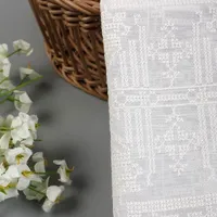 Özelleştirilmiş beyaz baskı tasarımı % 100% Polyester vual boyalı çiçek pamuk nakış kumaş