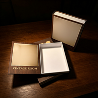 Boîte rigide en forme de livre avec fermeture magnétique et doublure en éponge douce pour ensemble d'encens à l'agarwood, vente en gros