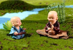 โต๊ะสำนักงานตกแต่งเรซิ่นขนาดเล็ก<span class=keywords><strong>สไตล์</strong></span>จีนพระภิกษุสงฆ์รูปปั้นขนาดเล็กสวนเซนกลางแจ้ง - Product Image 5