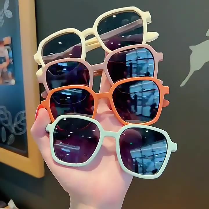 Детские солнцезащитные очки Uv400