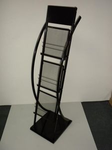 Espositore da Terra Metallico di Lusso per Carichi Leggeri <span class=keywords><strong>con</strong></span> 4 Ripiani per Cataloghi, Riviste e Libreria - Product Image 4