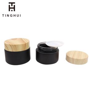 Vente en gros de pots en verre pour crème pour le visage, noir mat, avec couvercle en plastique imitation bois, en tailles de 1 oz, 2 oz, 5 g, 10 g, 15 g, 20 g, 30 g, 50 g - Product Image 2