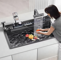 Évier de Cuisine Multifonctionnel Intelligent à Cascade Fait Main, Haute Qualité, Nouvelles Tendances 2025, avec Support Téléphone et Pistolet Pulvérisateur