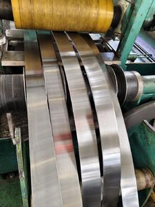 Tira de acero con resorte de aleación 51CrV4/bobina de 1,0-2,0mm de espesor, superficie engrasada Normal, tratamiento <span class=keywords><strong>t</strong></span>érmico de corte personalizado Shanlong - Product Image 2