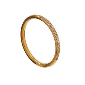 JINYOU 363 Einfacher dünner Edelstahl ring Gold Zirkon 18 Karat plattierter minimalisti scher Charm Ring für Frauen