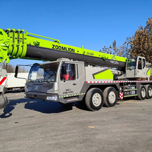 Grue mobile tout-terrain Zoomlion d'occasion de 70 tonnes avec une grande hauteur de levage et un moteur, une pompe et une boîte de vitesses complets - Product Image 1
