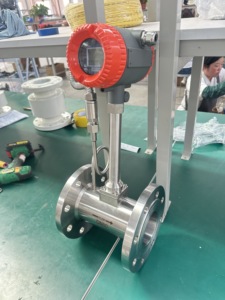 Débitmètre vortex numérique à compensation de température et de pression pour gaz, eau, huile et autres fluides, en acier inoxydable de qualité supérieure - Product Image 4