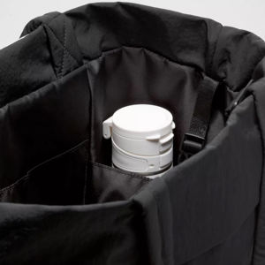 กระเป๋าสะพายไนลอนแบบยูนิเซ็กซ์  บุโพลีเอสเตอร์  จุของได้เยอะ  น้ำหนักเบา  พกพาสะดวก  เหมาะสำหรับทำงานและพักผ่อน  ใช้ได้ทุกฤดู - Product Image 4