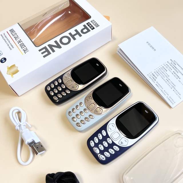 Q3308 3 SIM 3 Standby Mini Phone With Magic Voice Retro Telephone Unlocked Phone Feature Phone for Elderly Kids