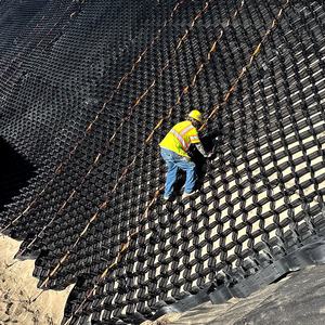 <span class=keywords><strong>ROAD</strong></span> Brand HDPE Geocell pour mur de soutènement en pente Pavage Erosion Boue Contrôle Grille Tissu Gravier Matériau Premium Geocell Tissu - Product Image 2