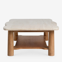 Table basse rectangulaire Wabi Sabi en travertin naturel avec plateau ondulé, structure en chêne massif pour salon