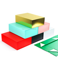 Boîte d'emballage magnétique pour cosmétiques et parfums en stock, logo en feuille d'or, boîte cadeau pliable magnétique avec sac en papier