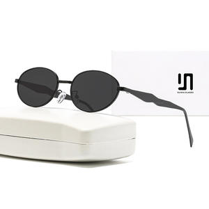 Lunettes de soleil pour femme style Old Money, monture métallique ronde, protection UV400, design pour petits visages, nouvelle mode rétro 2025 - Product Image 5