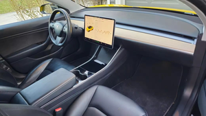 <span class=keywords><strong>รถ</strong></span>เทสล่า โมเดล 3 ปี 2024 มือสอง รุ่น Performance ระบบ<span class=keywords><strong>ขับ</strong></span>เคลื่อนสี่ล้อแบบ Dual-Motor พร้อมระบบขับขี่อัตโนมัติเต็มรูปแบบ สีเหลืองสดใส หุ้มภายนอกด้วยวัสดุหนัง เบาะหนังด้านซ้าย - Product Image 2