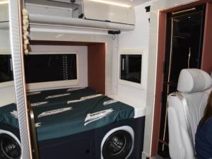 Nouvelle voiture Maxus New Tuyuanjie 2025 Traveler Edition Haut de Gamme, Véhicule Hybride 6 places à Caisse Longitudinale R16, Véhicules à Énergie Nouvelle - Product Image 2