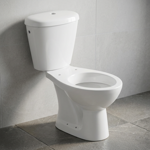 Inodoro de cerámica Morvi de dos piezas con tapa de plástico, accesorios LLC, juego completo de WC - Product Image 1