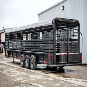 Remolque ganadero de 3 ejes con pared lateral desmontable, valla de transporte para ganado, para ovejas, caballos, vacas, cerdos, uso en exteriores - Product Image 1