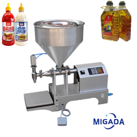 Machine de remplissage d'eau minérale en bouteille de verre, machine de remplissage d'eau semi-automatique