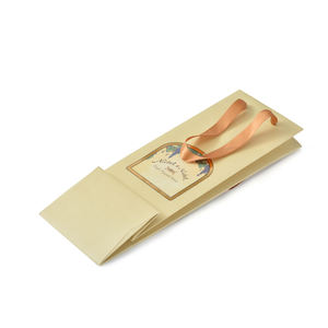 Bolsa de Papel Kraft de Alta Calidad Personalizada por el Fabricante, Bolsa de Regalo para Vino de Albaricoque con Logotipo Personalizado - Product Image 2