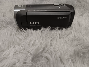 Caméscope Sony HDR-CX405 d'<span class=keywords><strong>occasion</strong></span>, zoom optique 30x, ouverture F4.7, capteur CMOS HD, SteadyShot, écran LCD 2,7 pouces, support SD - Product Image 4