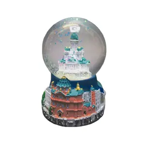 Wholesale custom Finlan snow globe tourist gifts for kids Helsinki resin snow globe
