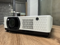 Projecteur laser 3LCD haute luminosité 8200 lumens WUXGA 1920*1200 projecteur d'hologramme 3D pour Projection immersive grand lieu