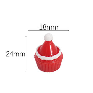Cabujón de resina plano con diseño de cupcake rojo estilo navideño para decoración hecha a mano de miniaturas de pasteles, dijes de resina, horquillas y fundas de teléfono - Product Image 5