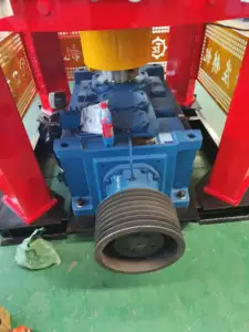 PV/HB Series High Power Miter Helical Gearbox Speed Reducer Gearbox China Reducer