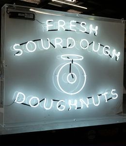 Letrero de Neón de Vidrio Real Hecho a Medida para Publicidad, Bodas, Fiestas, Bares Domésticos, Eventos, con Fácil Instalación - Product Image 5