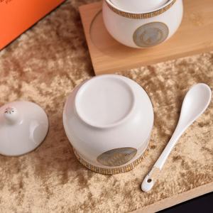 luxurious ceramic seasoning containers are suitable for kitchens and restaurants - Product Image 3