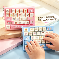 Porte-clés anti-stress en plastique, jouet clavier mécanique, pendentif pour sac d'école, pour enfants unisexes, à presser les touches