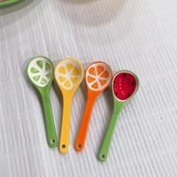 Vaisselle créative personnalisée en céramique motif de fruits salade de fruits impression à la main ensemble de bols en céramique colorés assiettes cuillères
