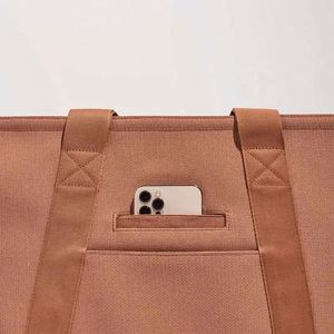 BSCI factory Custom Portable <b>Dog</b> <b>Carrier</b> <b>Bag</b> Pet <b>Carrier</b> Pet Travel Tote <b>Dog</b> for Cat and Small <b>Dog</b> <b>Carrier</b> - Product Image 2