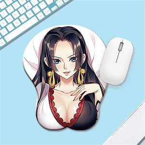 Boa Hancock 3D Anime tapis de souris tapis de souris ergonomiques Silicone support antidérapant mignon Gel tapis de souris pour bureau maison - Product Image 2
