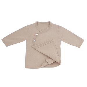 Conjunto de 2 Piezas de Suéter de Punto de Algodón para Bebés Recién Nacidos OEM, Conjunto de Suéter para Bebés Niños y Niñas con Calcetines, Conjuntos de Ropa de Punto - Product Image 3