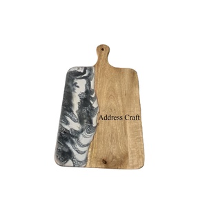 Meilleure vente de planches à découper en bois de manguier planche à découper pour viande de haute qualité outils de cuisine prix d'usine planche à fromage en bois et résine - Product Image 1