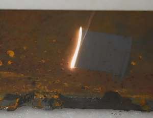 Machine de nettoyage laser à faisceau plat multimode JPT refroidie par air pulsé pour le nettoyage du métal et du bois, l'élimination de l'huile et de la <span class=keywords><strong>peinture</strong></span>, à prix abordable - Product Image 5