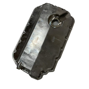 Cárter de aceite Audi Q7 059103604F de hierro usado para reemplazo y reparación - Product Image 1