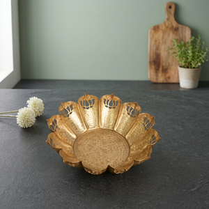 Assiette décorative en bambou faite à la main, forme de fleur, incrustation dorée, design nordique, vaisselle et assiettes pour fêtes - Product Image 3
