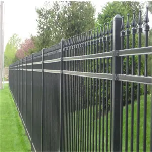 Avrupa tarzı galvanizli ve toz boyalı ferforje çit çit panelleri için yol ve demiryolu