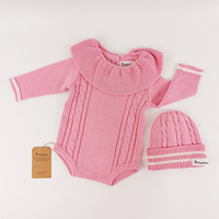 Ensemble barboteuse et bonnet assorti Pinuotu pour nouveau-né, rose, à volants, en coton torsadé, avec boutons-pression