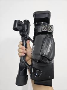 Videocámara Digital HVR-Z1C CCD de 14MP con Pantalla de 3.5'', Zoom Óptico de 10x-20x, F/1.6-f/2.8 y Puerto para Tarjeta de Memoria - Product Image 5