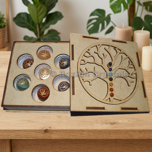 Boîte en pierre précieuse sculptée Chakra avec sept boules de cristal, motif nature morte, décoration Feng Shui pour la maison, fait main, religieux, Gujarat - Product Image 2