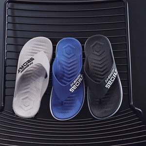 Nouvelles <span class=keywords><strong>Tongs</strong></span> Décontractées en PVC Léger pour Hommes, Anti-odeur et Antidérapantes, Idéales pour la Plage et l'Extérieur en Été - Product Image 5