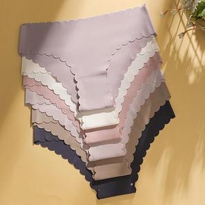 Lot de 6 culottes sans couture en soie glacée pour <span class=keywords><strong>femme</strong></span>, respirantes, invisibles, style bikini, couleur unie, bord festonné, sensation seconde peau - Product Image 1