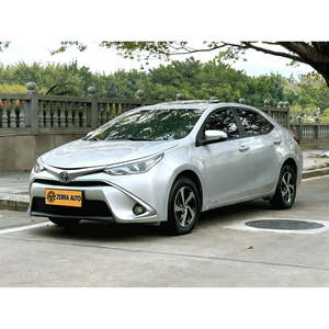 Voitures d'occasion 2017 pour Toyota Corolla d'occasion, double moteur 1.8L E-CVT 99 ch L4 hybride, berline 5 places, argent, Toyota Corolla 2017 d'occasion - Product Image 1