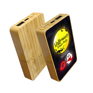 Banco de Energía de Bambú con Logotipo LED Personalizado, 5000mAh, Ecológico, Portátil, Carga USB de 10W - Product Image 5