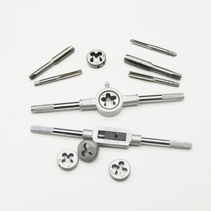 Jeu de tarauds et filières Emagi 12 pièces métriques avec clé à tarauds en acier à roulement à tête en étoile - Product Image 2