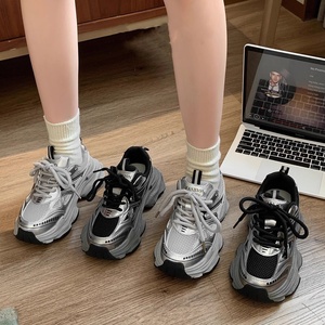 <span class=keywords><strong>Scarpe</strong></span> <span class=keywords><strong>Sportive</strong></span> Casual da Donna con Fondo Spesso e Rialzato, Nuova Collezione 2025, Fodera in Rete, Stile Chunky - Ingrosso Fabbrica - Product Image 2
